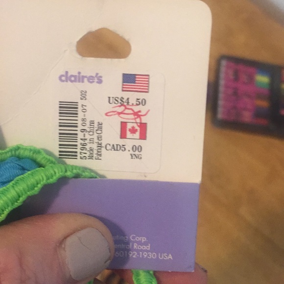 Set of Hair Accessories (7 items) - Picture 3 of 5